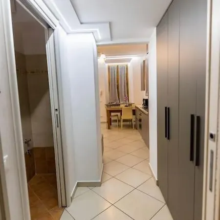 Apartment Atene Bilocale In Affitto Breve Milan